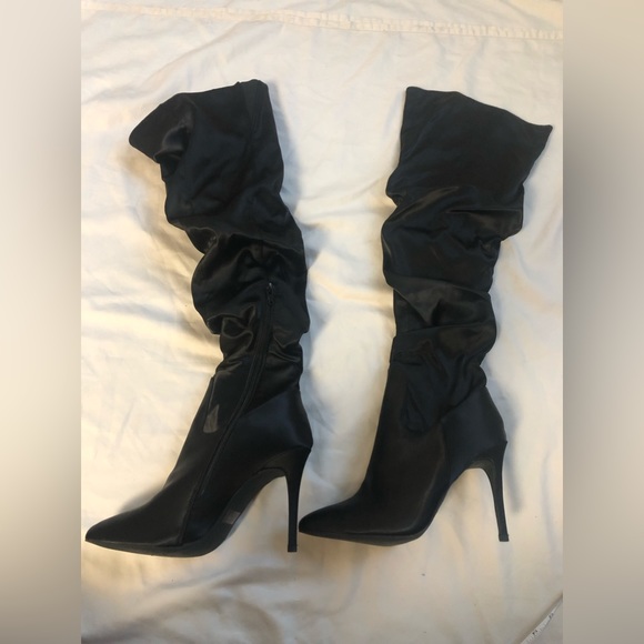 WILD DIVA RUCHED HIGH HEEL BOOTS SIZE:9 - Picture 5 of 5